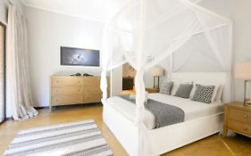 Victoria Falls Holiday Home